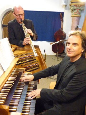 Das Duo „Orgelsax“ – Ralf Benschu am Saxophon und Jens Goldhardt an der Orgel -  sorgte für ein spannendes Klangerlebnis. – Foto:Bismarck